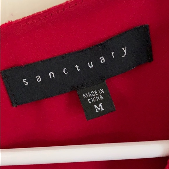 Sanctuary Layered Look Sleeveless Maroon Top - Picture 7 of 8